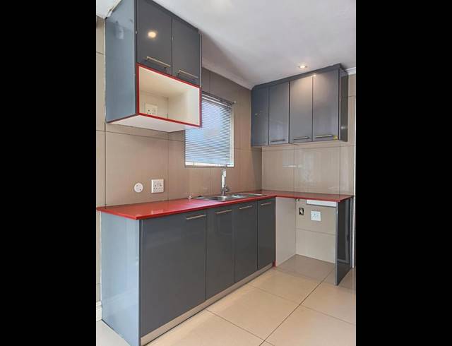 2 BEDROOM HOUSE FOR SALE IN PROTEA VILLAGE